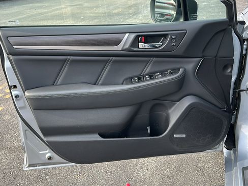 Used 2018 Subaru Legacy 2.5i Limited image 15