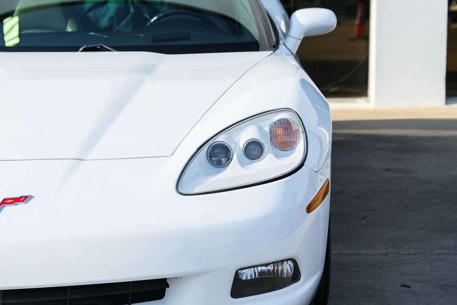 Used 2010 Chevrolet Corvette Coupe w/ Preferred Equipment Group RWD image 5