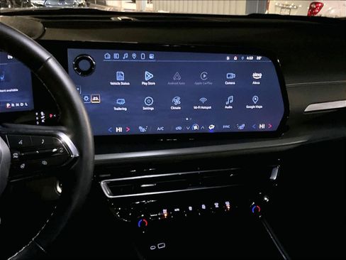 Certified 2025 Chevrolet Traverse LT image 18