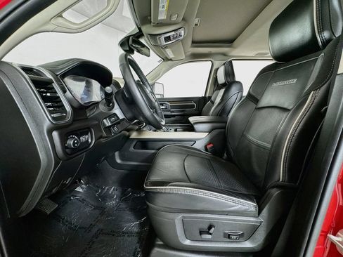 Used 2024 RAM 3500 Laramie AWD/4WD image 12