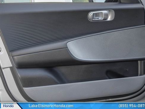 Used 2024 Hyundai Ioniq 6 SEL image 13