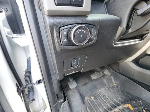 Used 2017 Ford F250 Lariat w/ Chrome Package AWD/4WD image 29