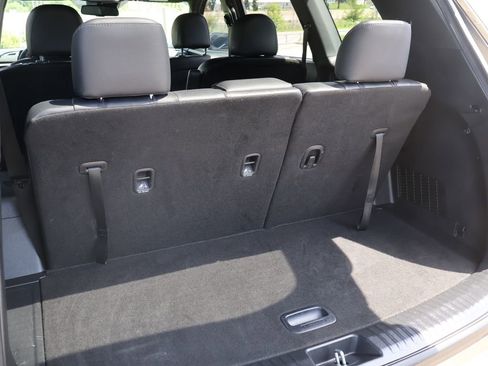 Used 2023 Kia Telluride EX X-Line AWD/4WD image 9