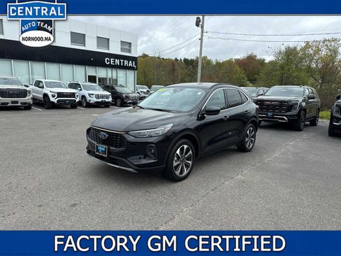 Used 2024 Ford Escape Platinum AWD/4WD image 1
