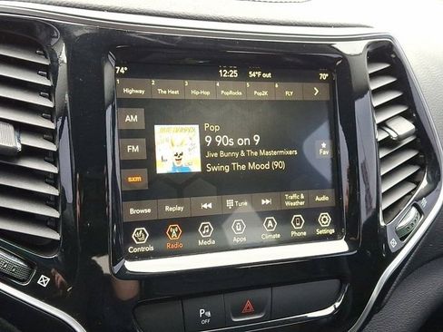 Certified 2019 Jeep Cherokee Limited image 19