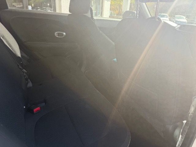 Used 2014 Kia Soul + FWD image 11