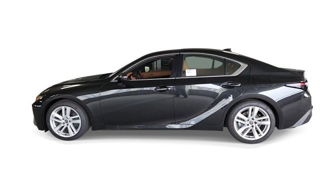 Used 2023 Lexus IS 300 w/ Comfort Package RWD image 5