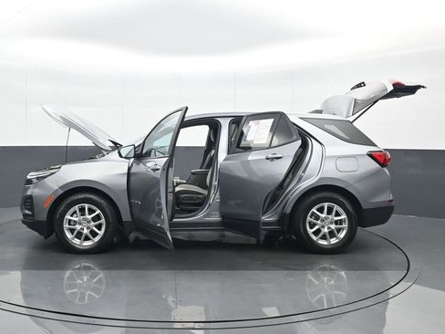 Used 2023 Chevrolet Equinox LS w/ LS Convenience Package image 27