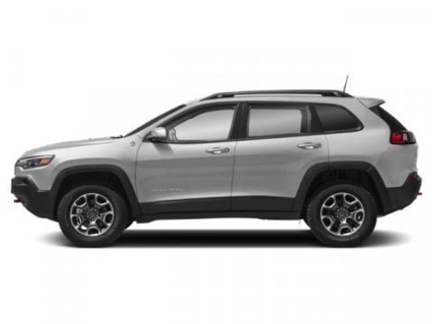 Used 2019 Jeep Cherokee Trailhawk w/ Cold Weather Group image 3