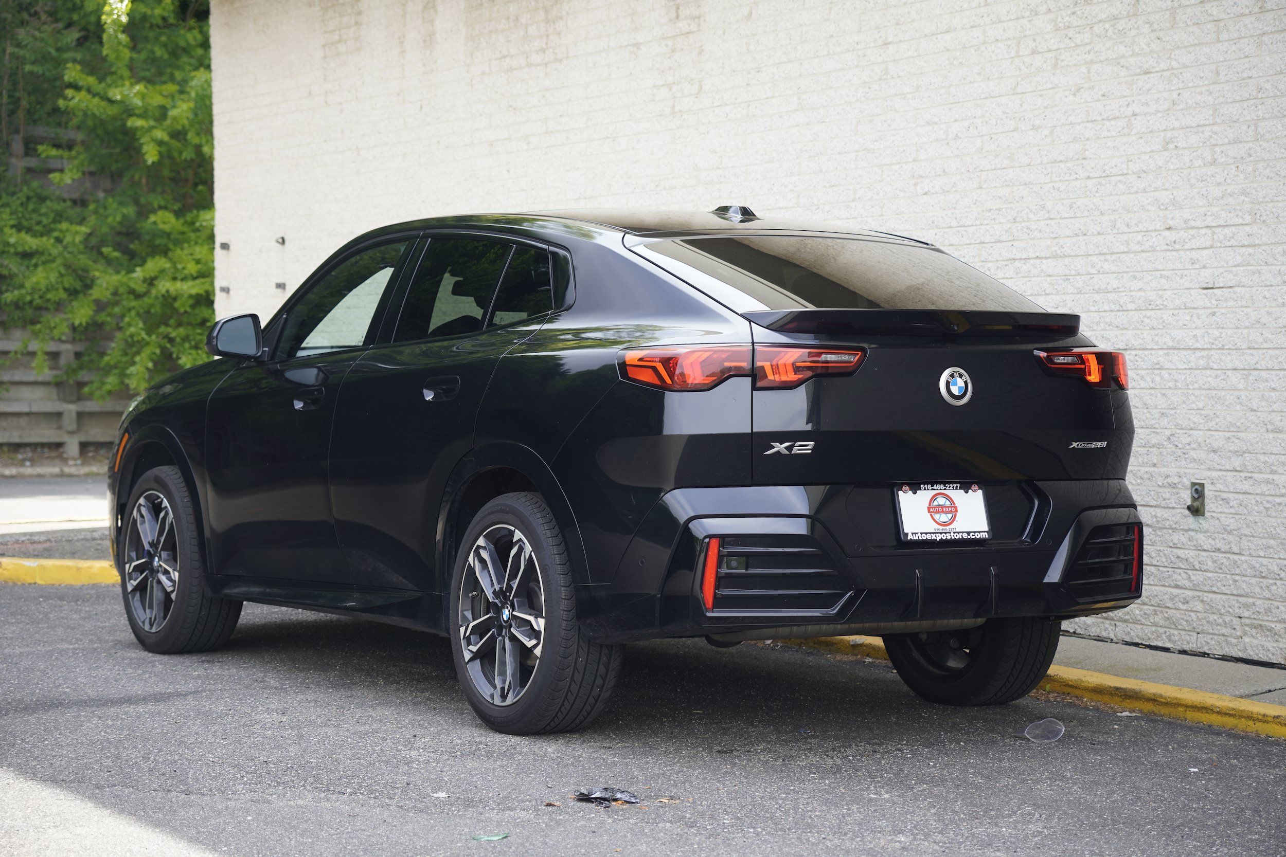 Used 2025 BMW X2 xDrive28i AWD/4WD image 5