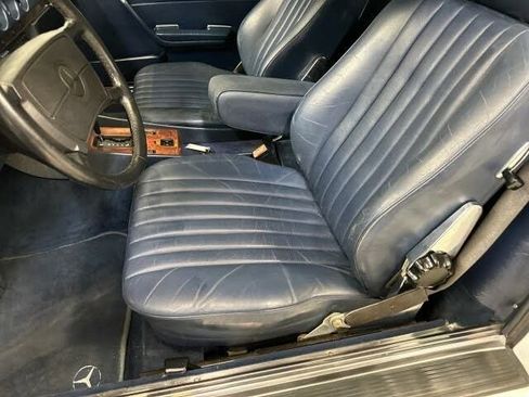 Used 1988 Mercedes-Benz 560 SL image 16