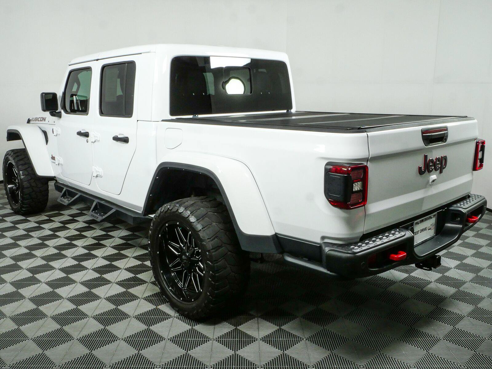 Used 2021 Jeep Gladiator Rubicon AWD/4WD image 29