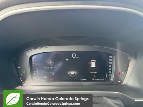 Used 2023 Honda Pilot Elite image 18