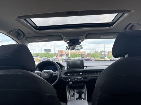 Used 2024 Honda Accord EX image 34