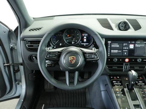 New 2025 Porsche Macan image 13
