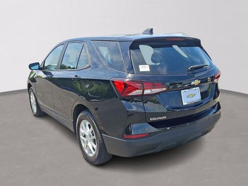 Certified 2024 Chevrolet Equinox LS w/ Driver Confidence II Package FWD image 4