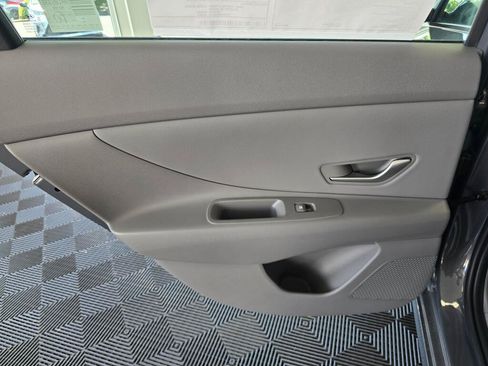 New 2026 Hyundai Elantra SEL Sport Premium FWD image 33