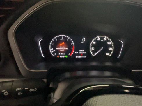 Used 2024 Honda Pilot TrailSport image 32