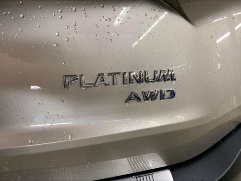 Used 2023 Nissan Rogue Platinum w/ Platinum Premium Package AWD/4WD image 10