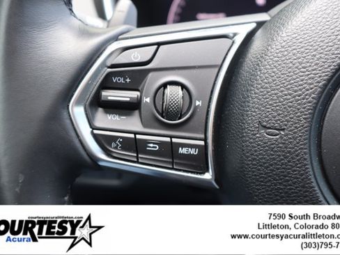 Used 2025 Acura MDX SH-AWD image 11