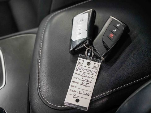 Used 2024 Lexus RZ 300e Premium w/ Accessory Package (Z1) image 23