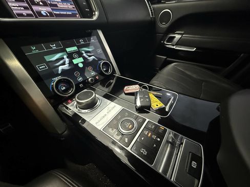 Used 2014 Land Rover Range Rover Supercharged image 30