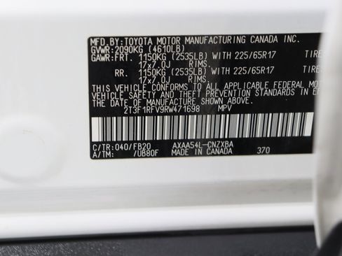 Certified 2024 Toyota RAV4 LE image 37