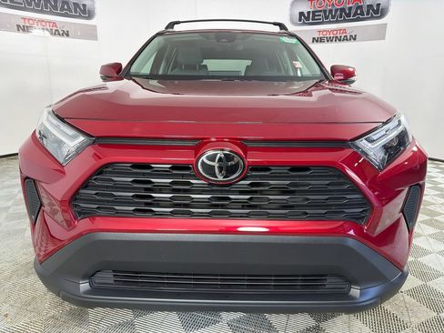 Used 2025 Toyota RAV4 XLE w/ Convenience Package FWD image 9