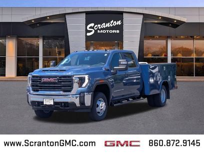 New 2025 GMC Sierra 3500 Pro w/ Fleet Convenience Package