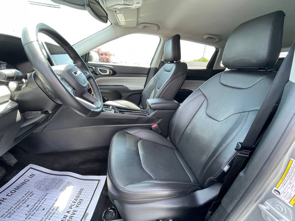 Used 2022 Jeep Compass Limited AWD/4WD image 11