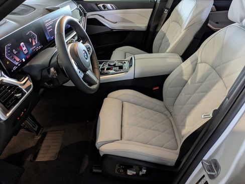 New 2026 BMW X5 xDrive50e w/ M Sport Package AWD/4WD image 11