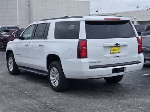 Used 2017 Chevrolet Suburban LT AWD/4WD image 7