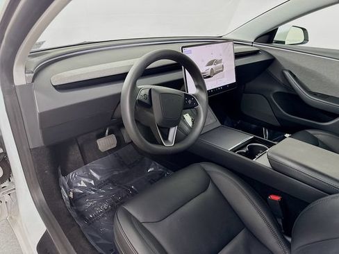 Used 2024 Tesla Model 3 Standard Range RWD image 9