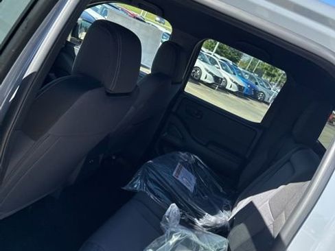 New 2026 Nissan Frontier SV w/ Tow Package image 11
