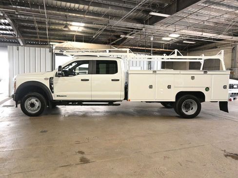 New 2026 Ford F550 XL image 6