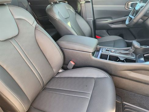 New 2026 Kia Sorento S image 10