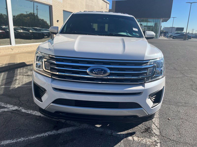 Used 2019 Ford Expedition XLT AWD/4WD image 2