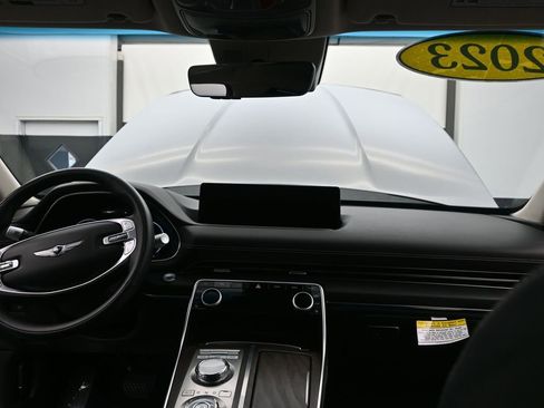 Used 2023 Genesis GV80 3.5T image 17