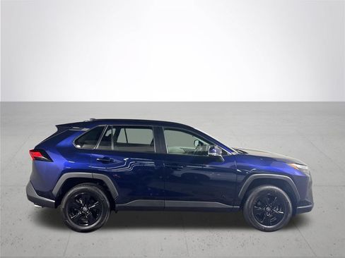 Used 2024 Toyota RAV4 XLE w/ Convenience Package AWD/4WD image 5
