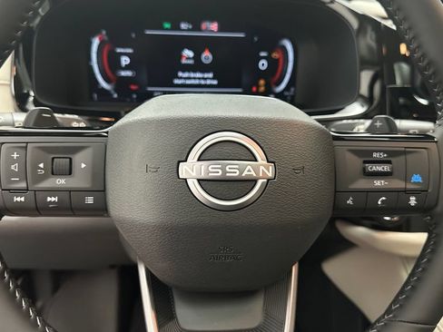 New 2026 Nissan Pathfinder SL w/ SL Premium Package AWD/4WD image 15