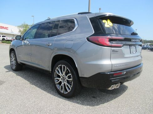Used 2026 GMC Acadia Denali Ultimate AWD/4WD image 5