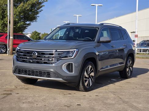 New 2026 Volkswagen Atlas SEL image 2