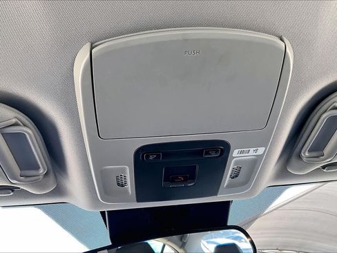 Used 2025 Toyota Camry LE FWD image 31