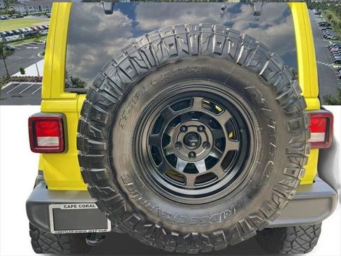 Certified 2023 Jeep Wrangler Unlimited Sahara AWD/4WD image 34