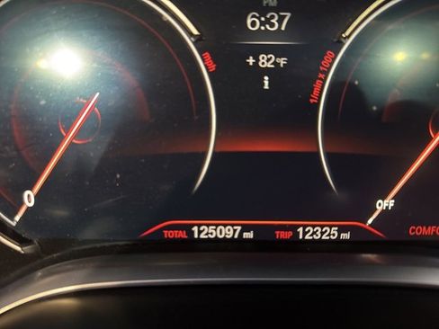 Used 2018 BMW 740i image 3