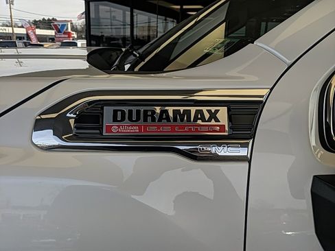 Used 2023 GMC Sierra 3500 Denali w/ Denali Ultimate Package image 13