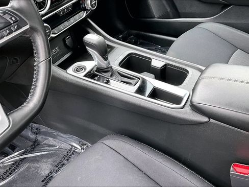 Used 2023 Nissan Sentra SV w/ All-Weather Package FWD image 18
