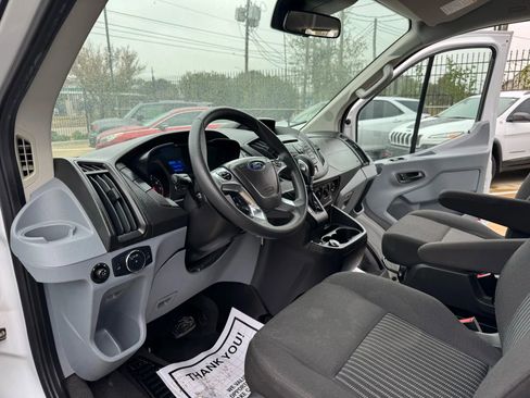 Used 2019 Ford Transit 150 XL image 25