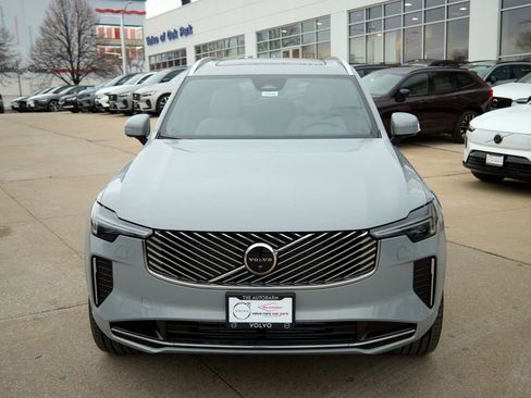 New 2026 Volvo XC90 T8 Plus w/ Protection Package image 5