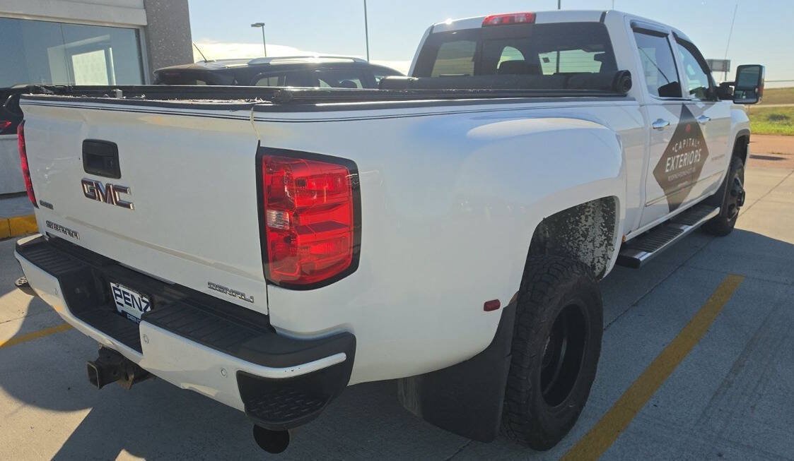 Used 2015 GMC Sierra 3500 Denali w/ Duramax Plus Package AWD/4WD image 2